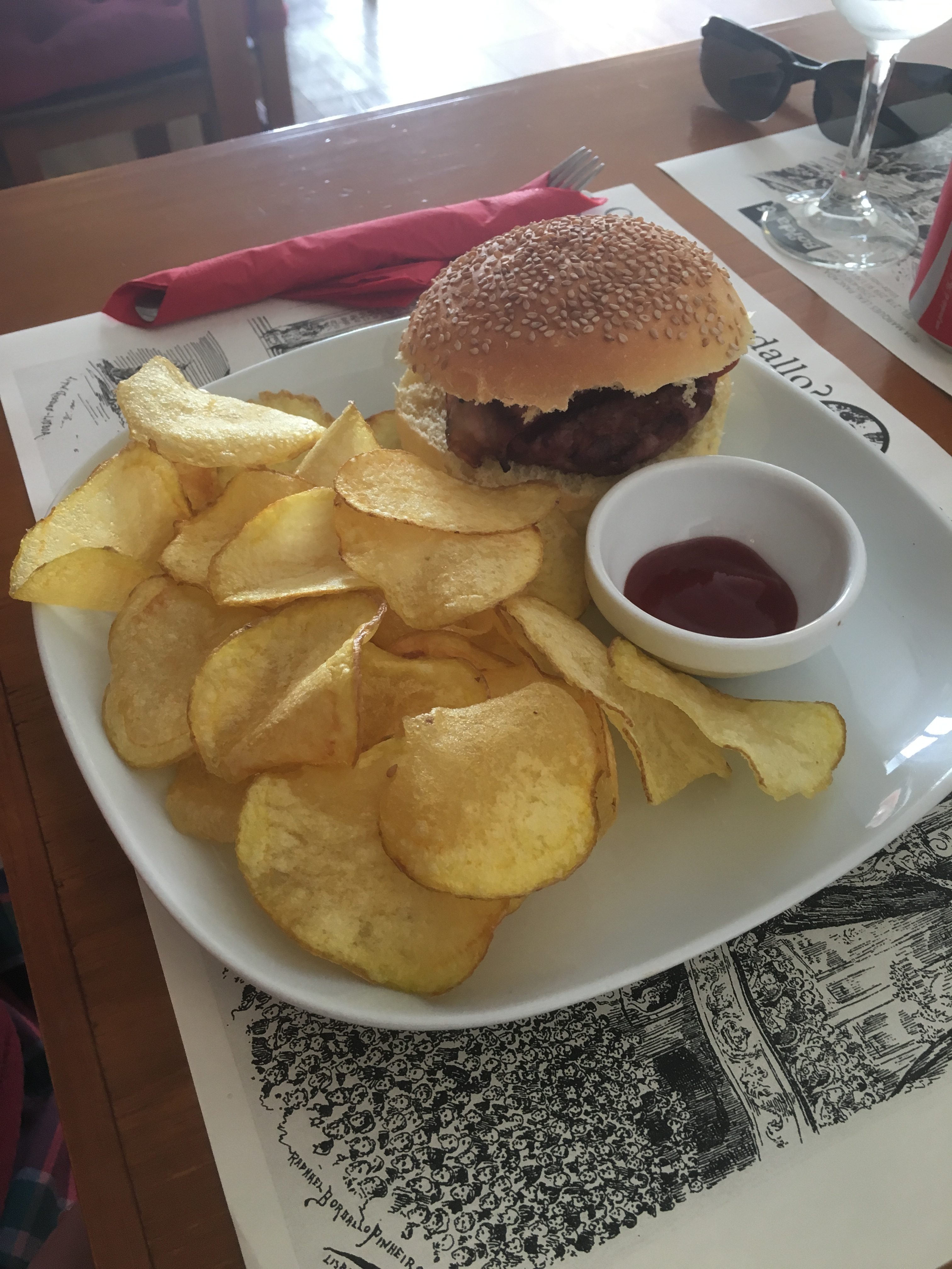 Kids Plain Burger with Crisps at Os Bordellos