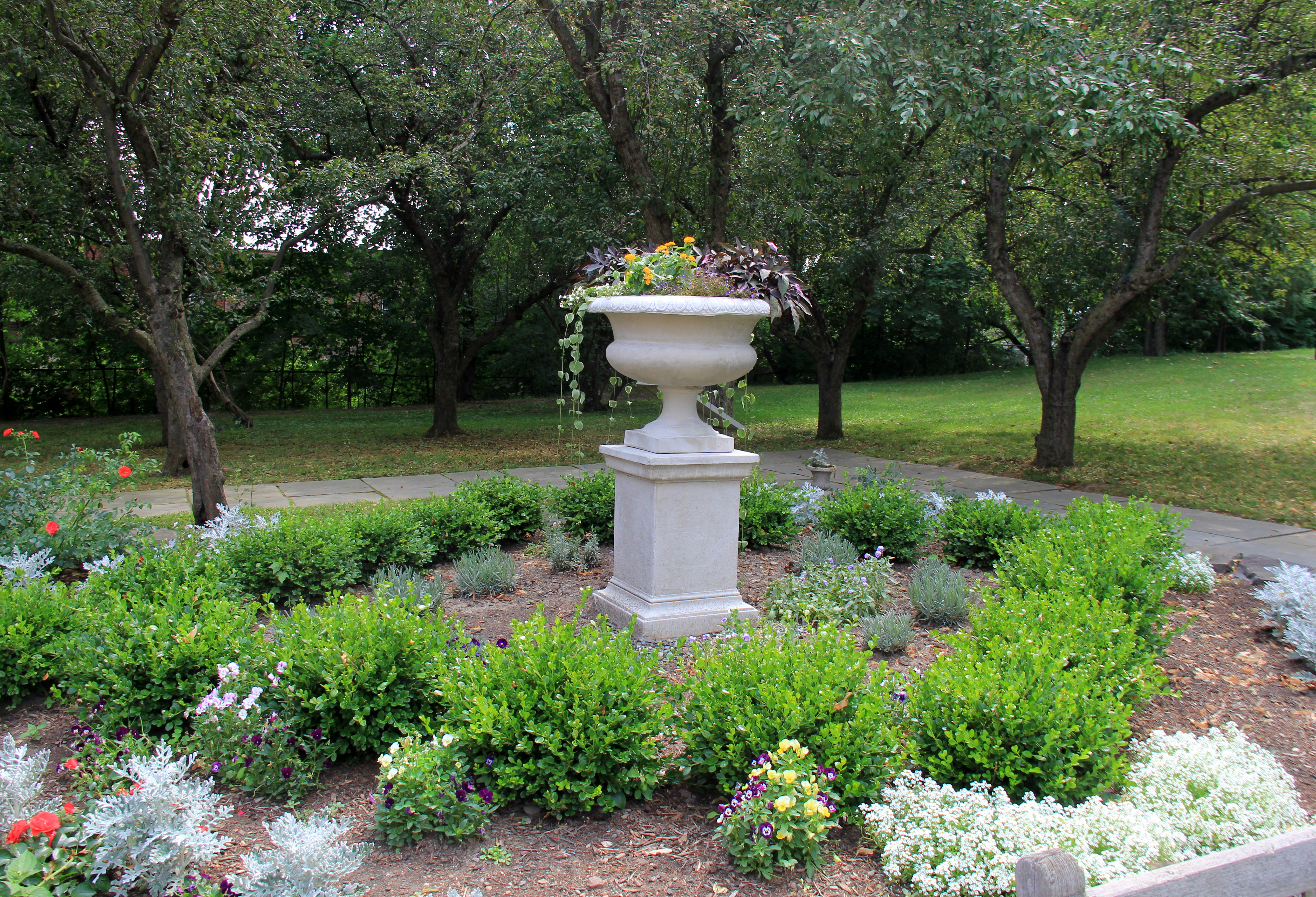 Schuyler Mansion - garden