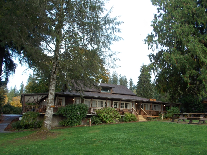 The Boathouse Lake Quinault Lodge