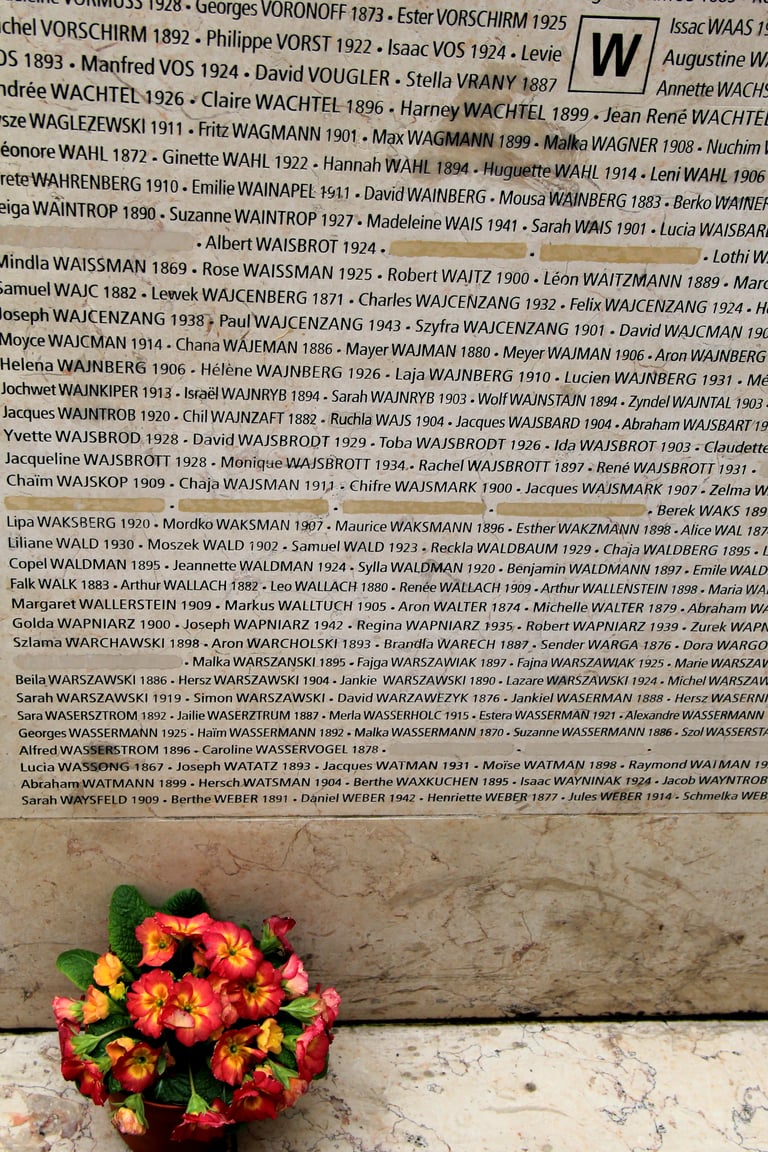 Flowers in Remembrance - Holocaust Memorial de la Shoah