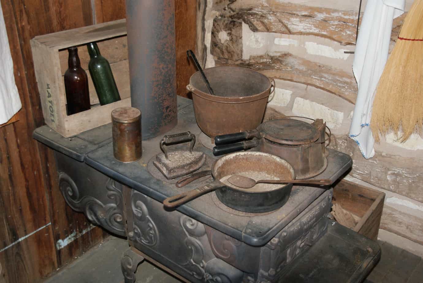 Pioneer Museum old stove pots Fredericksburg