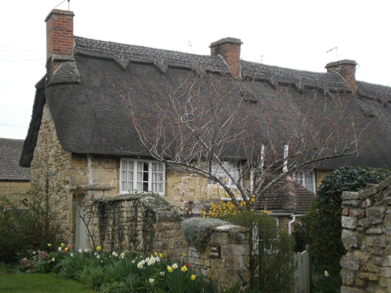 Cotswold Thatched Roof