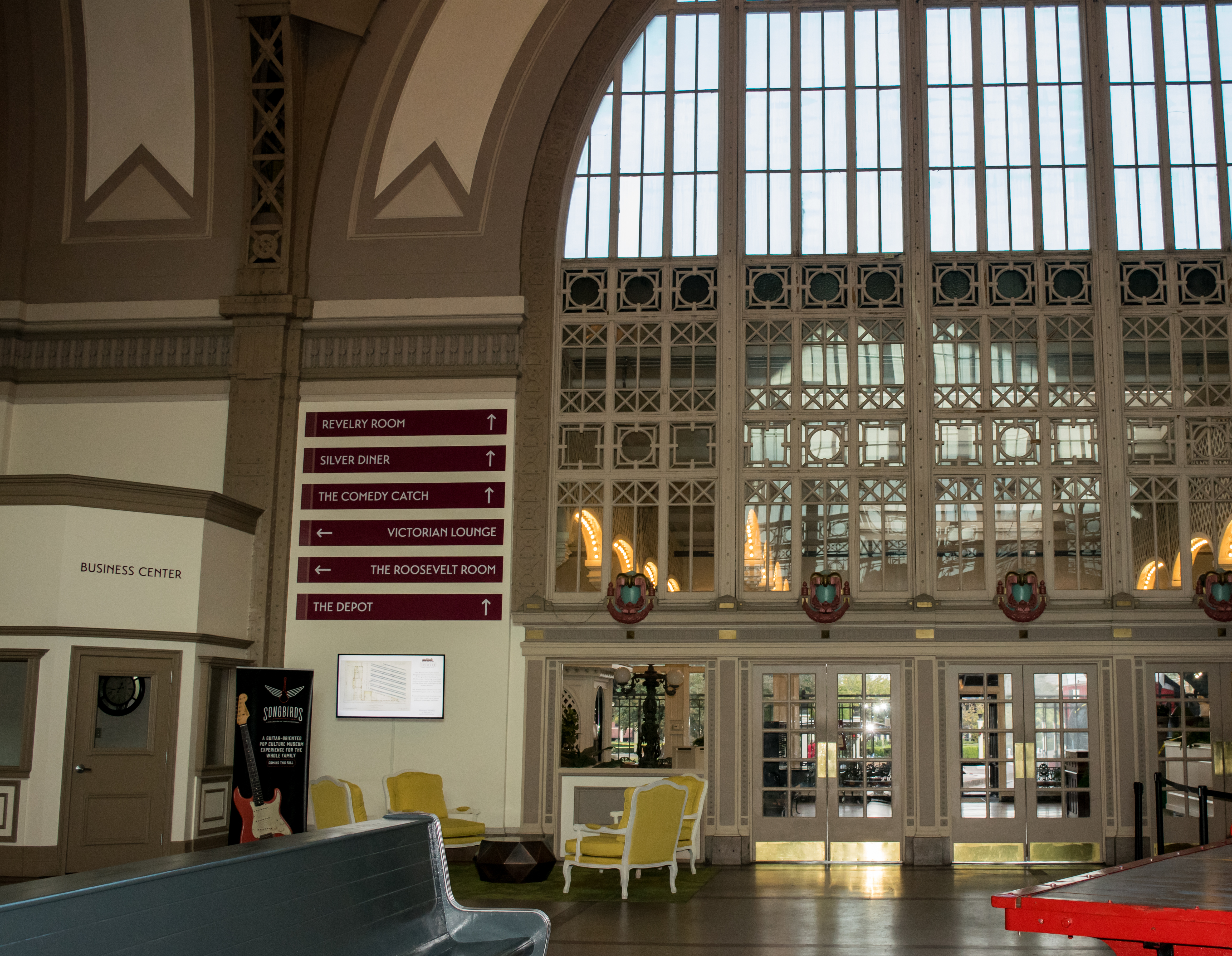 Terminal Building with arched windows and view of garden courtyard - Chattanooga Choo Choo