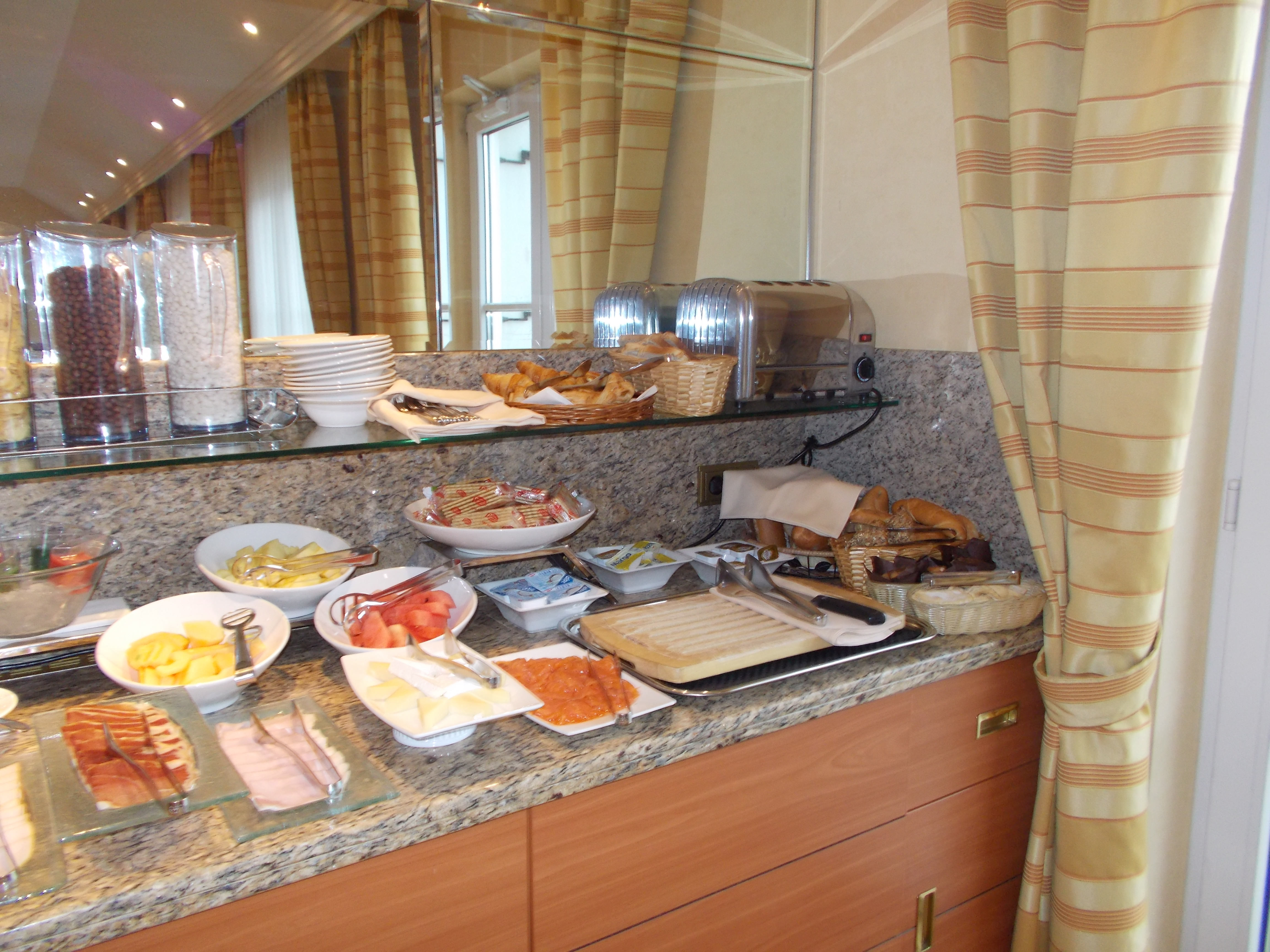 Executive Room Breakfast Hilton Imperial Dubrovnik